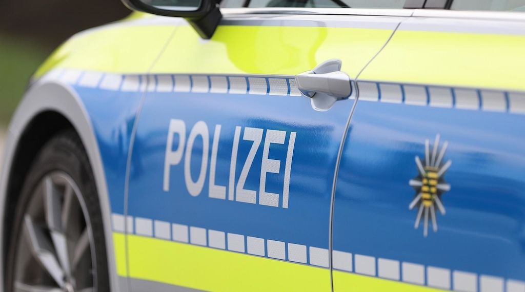Kind bei Unfall mit Bus in Frankfurt-Sossenheim schwer verletzt