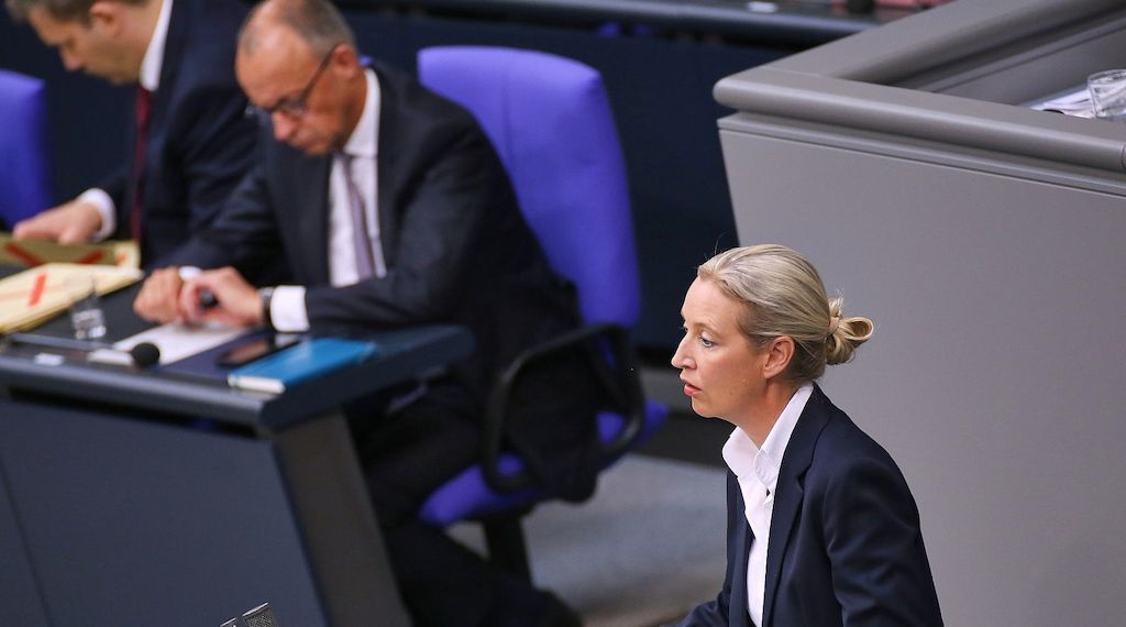 Neue Insa-Umfrage: Union weiter knapp vor AfD - Grüne legen zu