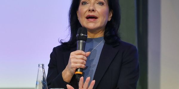 Reiche will bei Wasserstoff zunächst auf Gas setzen