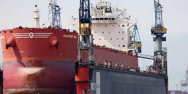 Auftragseingang im Verarbeitenden Gewerbe im Juli gesunken