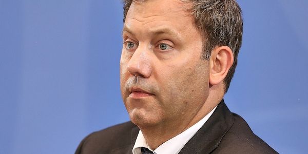 Schröder lobt Klingbeils Reformbemühungen als "mutig"