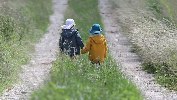 Ostbeauftragte sieht Osten bei Kinderbetreuung weiter vorn