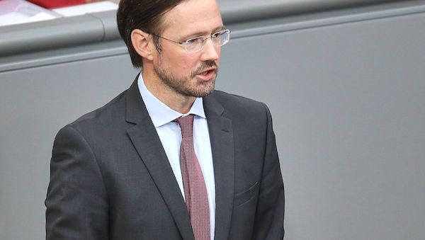 SPD verteidigt Pläne für Bestrafung verbaler sexueller Belästigung