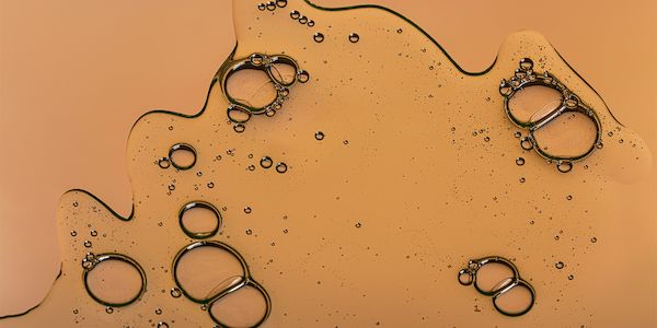 Myrto Naturkosmetik –Alles über Peptide in der Hautpflege – sanfte Power für empfindliche Haut