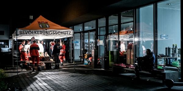 48 Stunden nach Beginn des Stromausfalls in Berlin - 10.000 Menschen immer noch ohne Strom