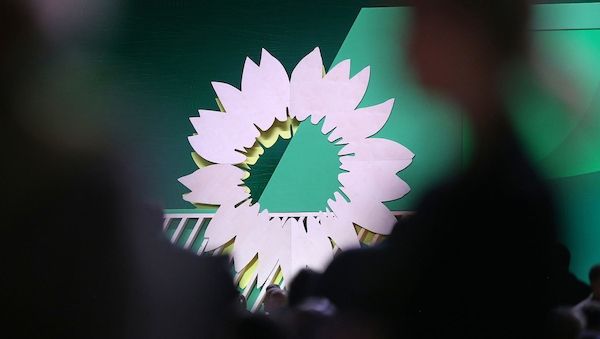 Grüne fordern nach Drohnen-Vorfall Sanktionspaket gegen Russland