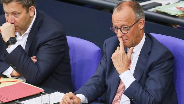 Insa: Schwarz-Rot fällt auf neuen Tiefststand