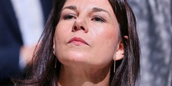 Ex-Außenministerin Baerbock verteidigt Afghanen-Aufnahmeprogramm