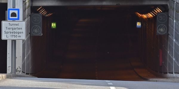 Berliner-Tiergartentunnel erneut in beide Richtungen gesperrt