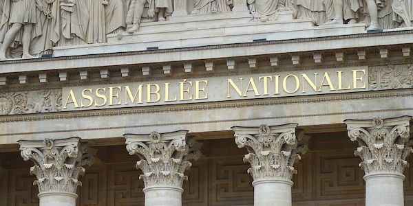 Politik-Krise in Paris: Ifo sieht Risiken für Konjunktur in Europa