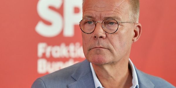 Miersch warnt vor Planungsunsicherheit durch Verbrenner-Debatte