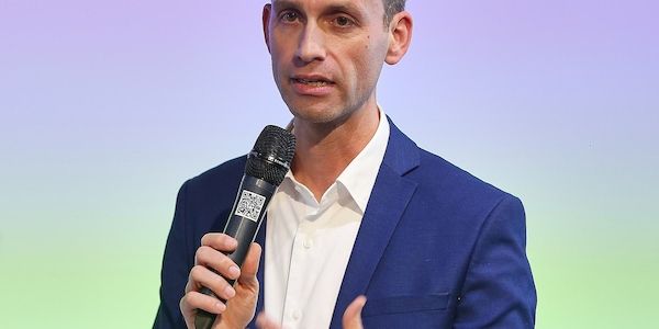 Grüne sehen historische Chance des Sondervermögens vertan