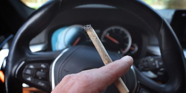 Brandenburg will Verbot für Alkohol-Cannabis-Mix am Steuer