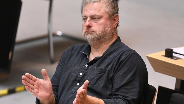 Berliner Linke wirft Senat Verschleppung der Grundsteuer C vor