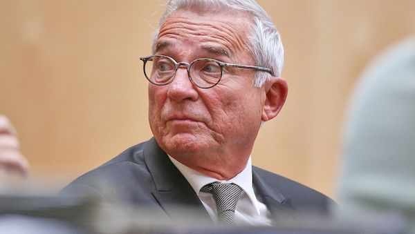 Strobl sieht wieder "linksextremistischen Terror" in Deutschland