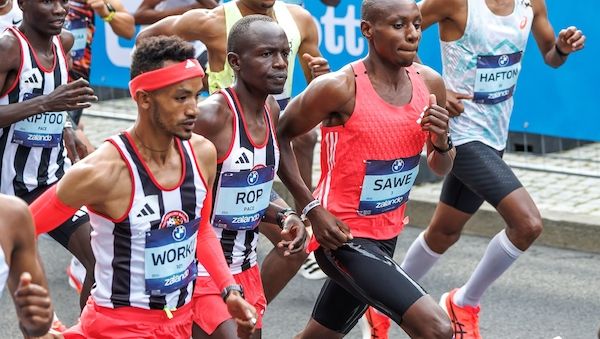 Sawe gewinnt Berlin-Marathon - Wetter verhindert Rekord