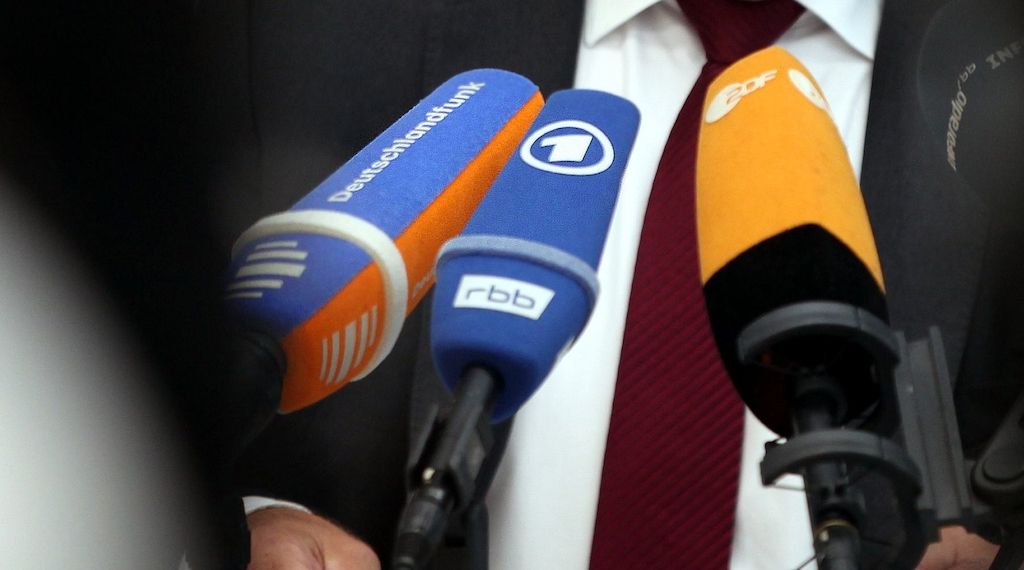 Medien fordern von Merz Protest gegen US-Visa-Pläne