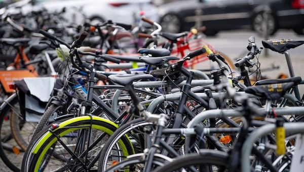 Berlin bekommt sein erstes öffentliches Fahrradparkhaus