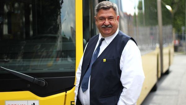 Berliner Busfahrer für seine Zivilcourage ausgezeichnet