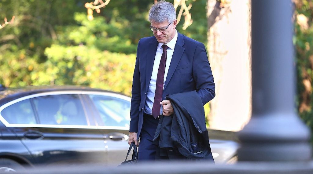 Verkehrsminister Schnieder bei Kabinettsklausur zusammengebrochen