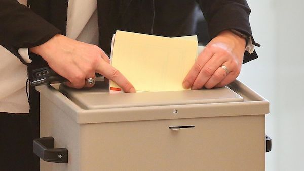 CDU, SPD, Grüne und FDP wollen Wahlrecht ab 16 Jahren in Nordrhein-Westfalen einführen