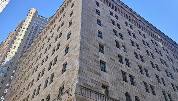 Cleveland-Fed warnt vor zu schnellen Zinssenkungen in den USA
