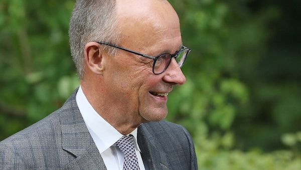 Politbarometer: Union setzt sich von AfD wieder ab