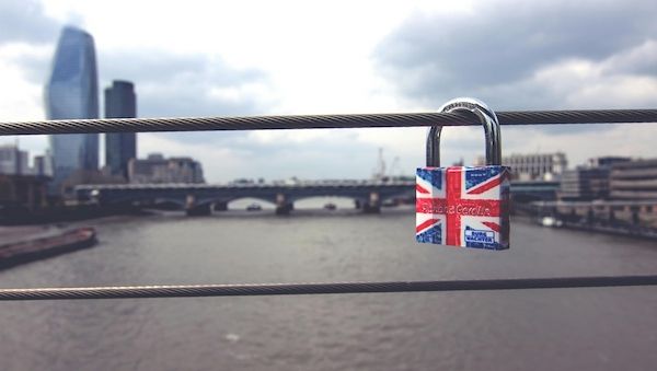 Experten: Welcome to England – allerdings nur mit Erlaubnis