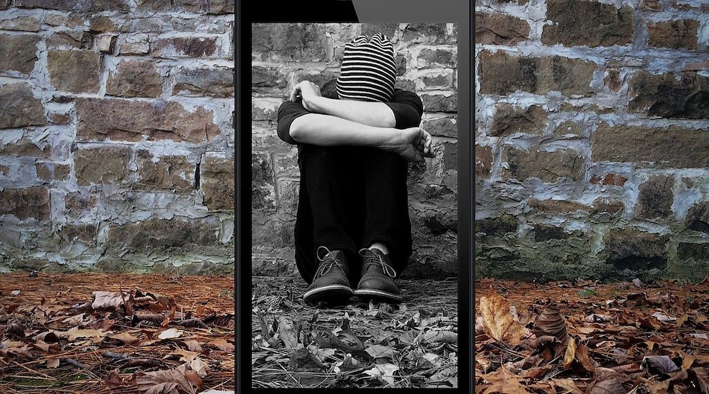 ARAG: So können Sie sich vor Cybermobbing schützen