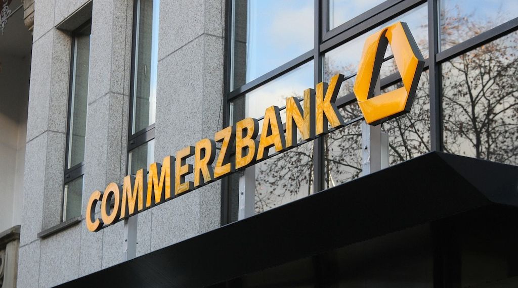 Bericht: Commerzbank steht kurz vor Einigung über Stellenabbau