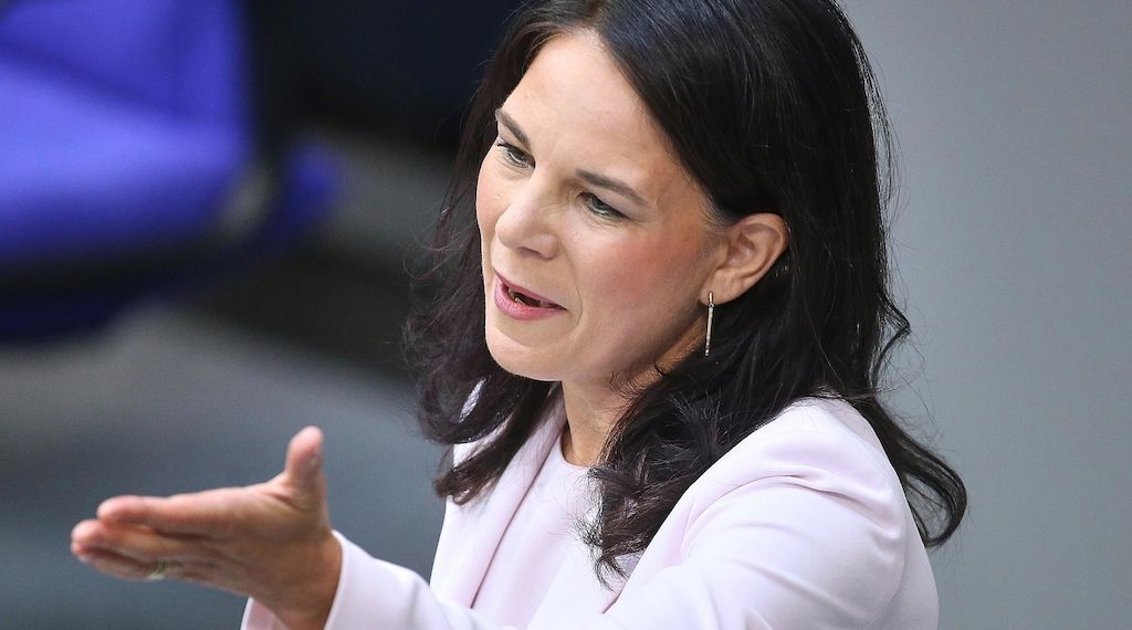 Baerbock verlässt Bundestag - Lübcke übernimmt Mandat für Brandenburg