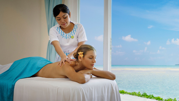 Das Kokosnuss-Paradies: Im esKape Spa des Kandima Maldives entfalten sich die Heilkräfte des Nationalbaumes