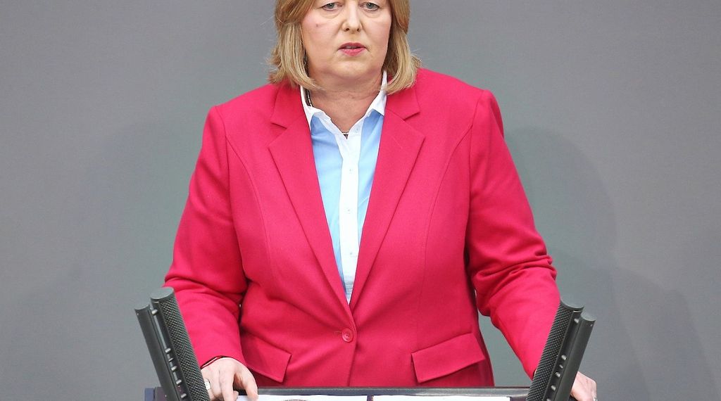Arbeitsministerin lehnt Kürzung des Rentenniveaus kategorisch ab