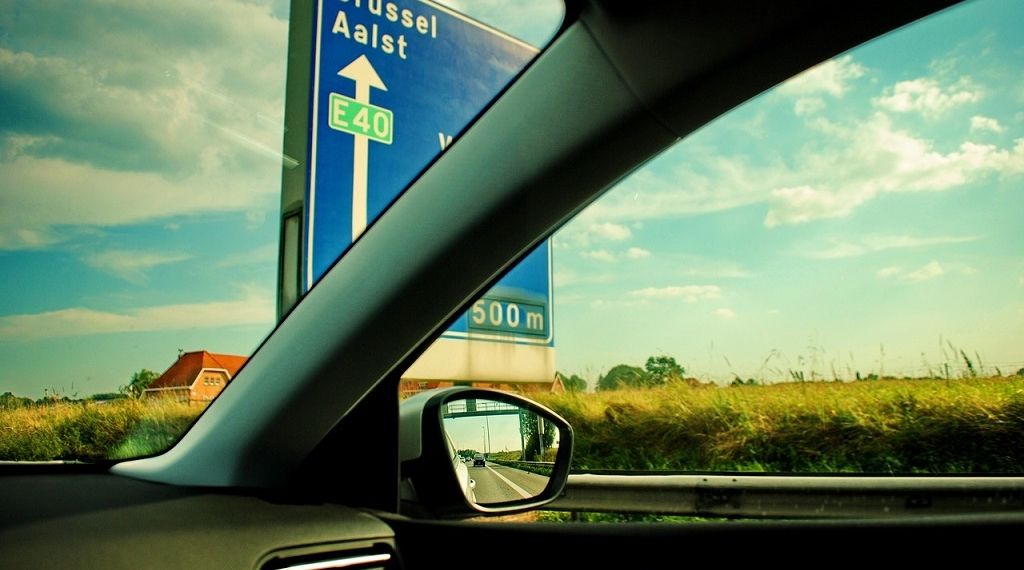 Urlaub mit dem E-Auto: Abenteuer oder Albtraum? 