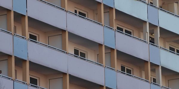 Arbeitsministerin Bas will Quadratmeterdeckel gegen Sozialbetrug
