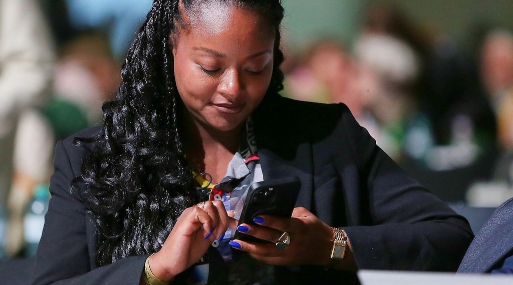 Aminata Touré nutzt Kleidung als "Panzer"