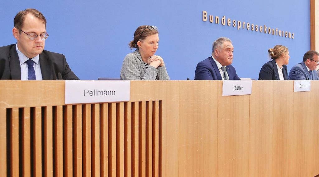 Keine einheitliche Linie zu Volksabstimmungen im Petitionsausschuss
