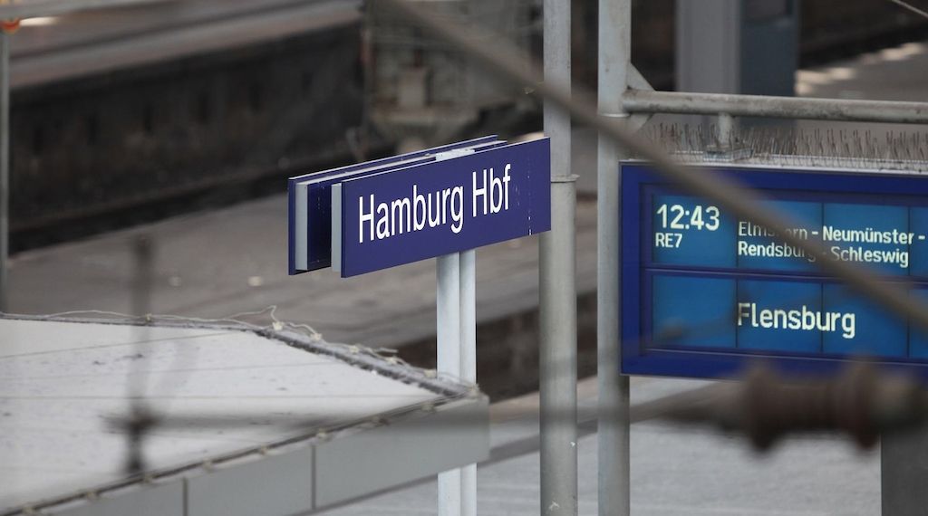 Kaputtes Stellwerk legt Fernverkehr in Hamburg lahm