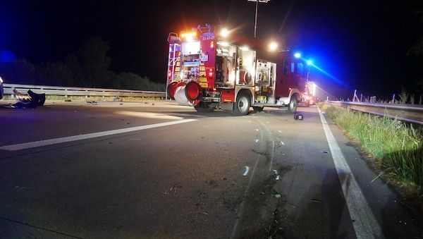 Tödlicher Verkehrsunfall auf A1 bei Elsdorf