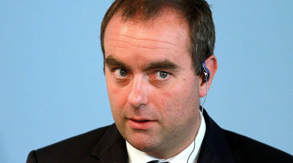 Frankreichs Regierung übersteht Misstrauensabstimmungen