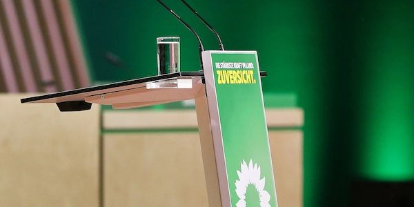 Prominente Grüne wollen "verpflichtendes Gesellschaftsjahr"