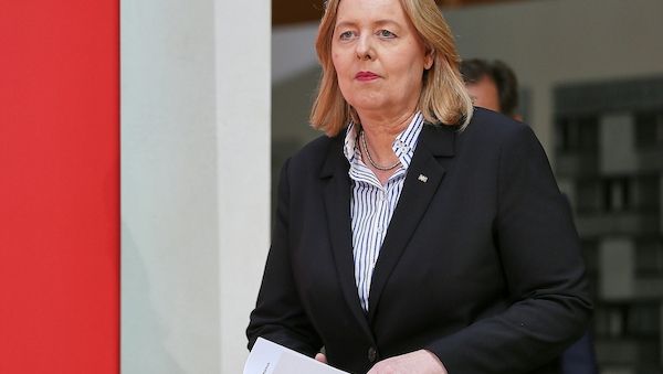 Bas informiert sich vor Ort über Missbrauch der Sozialleistung
