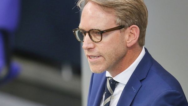 Warnung vor russischer Spionage im Bundestag