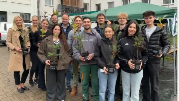 🌱 Plant My Tree – Das Herzensprojekt der AZUBIS bei der IDEAL