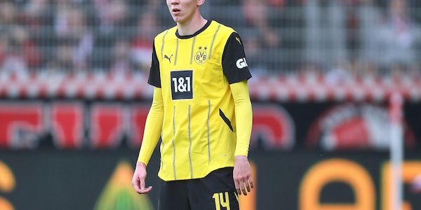 Bundesliga: BVB bezwingt Köln kurz vor Schluss