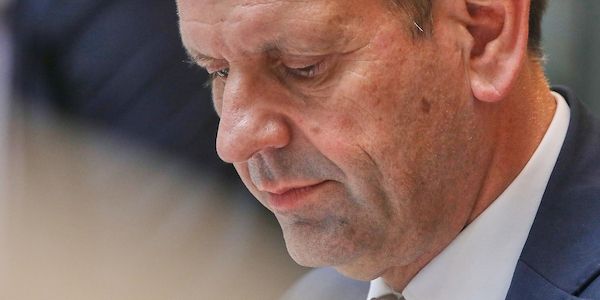 Lies kritisiert Abhängigkeit von China bei Batterieproduktion