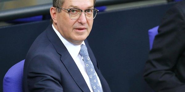 Zustimmung für Dobrindt-Pläne zu Cyber-Abwehrschlägen im Ausland