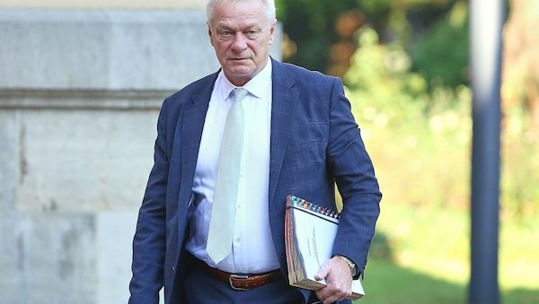 Rainer fordert Stopp von "Veggie-Wurst"-Verbot