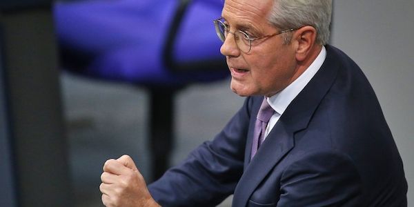 Röttgen drängt auf Reduzierung von Abhängigkeiten von China