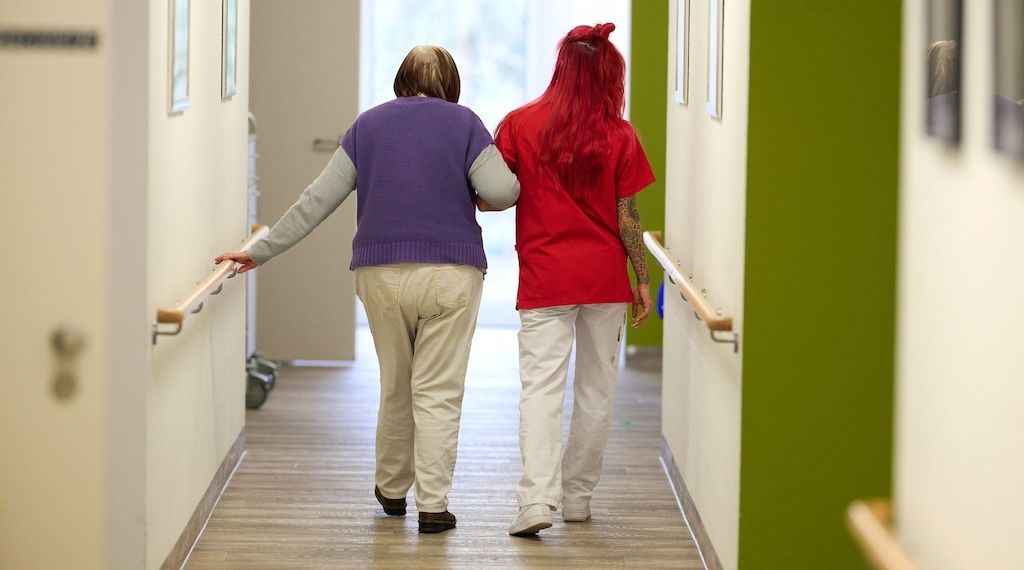 Mehr Geld für Pflegekräfte in Brandenburg